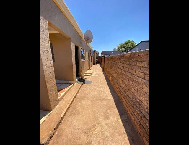 3 BEDROOM HOUSE FOR SALE IN GLEN RIDGE